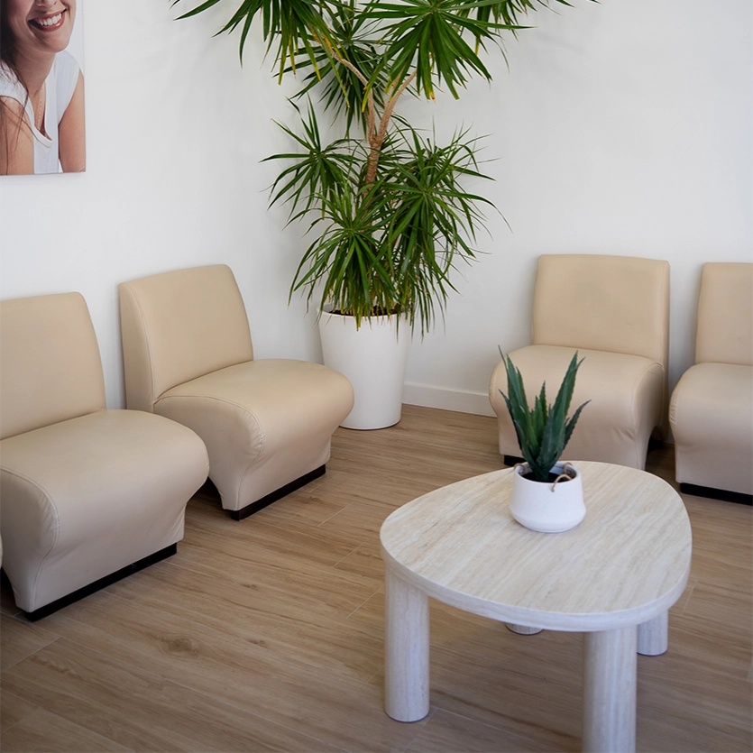 Sala de espera Clínica Corpodental Miguelturra